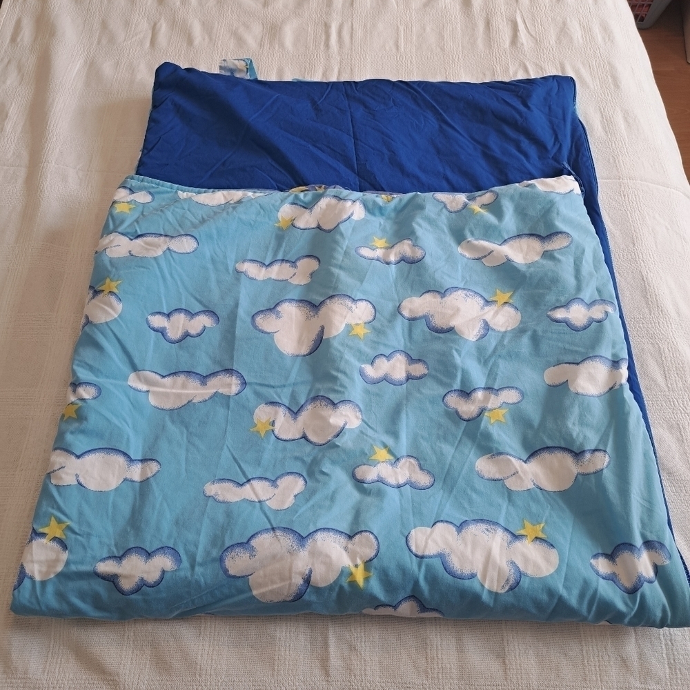 Sleeping bag, cloud & blue design